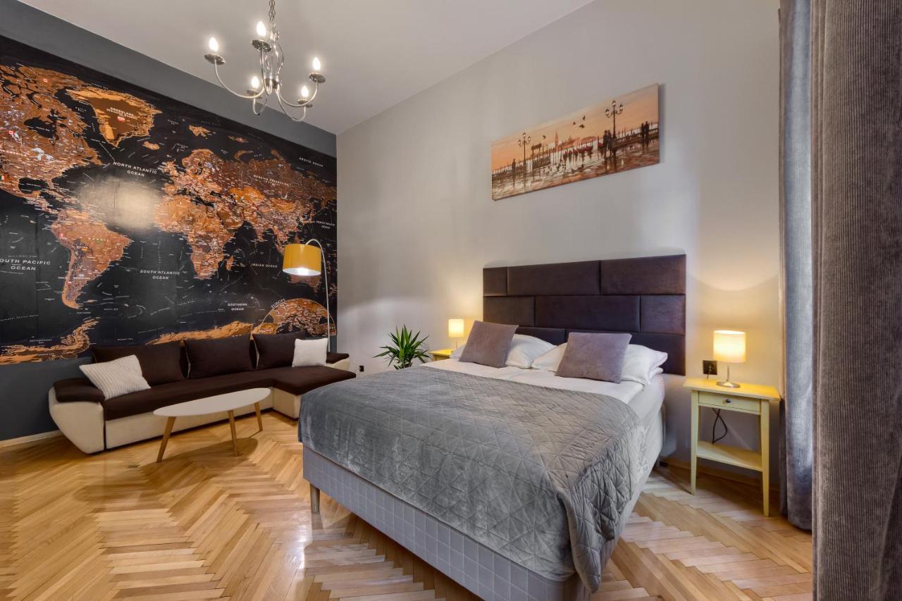Comfortable Apartments In The Old Town Of Cracóvia Exterior foto